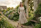 The Vintage-Inspired Linen Midi Dress: A Study in Sustainable Sophistication